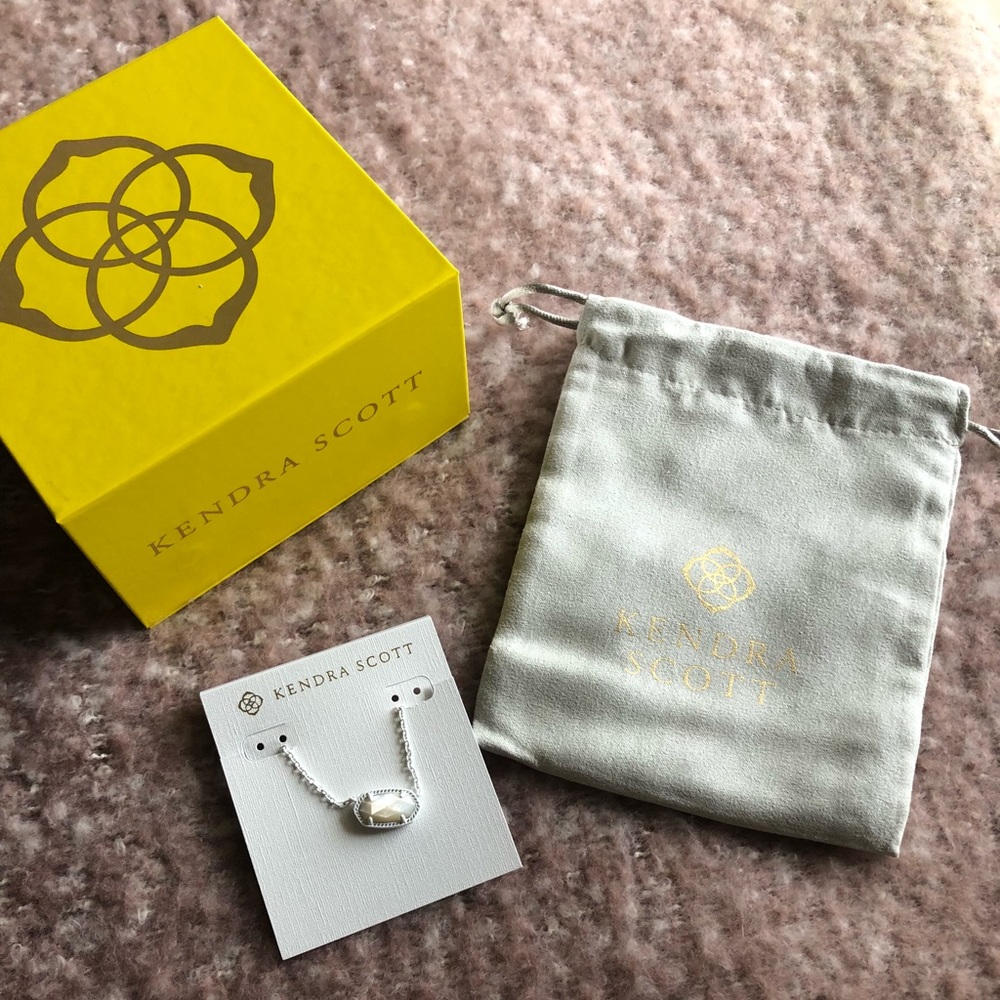 Kendra Scott Elisa Necklace Ivory Mother of Pearl